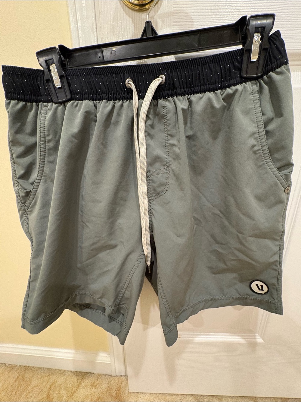 Vuori Shorts 7” inseam